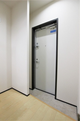 フジパレス城東諏訪Ⅶ番館の玄関
