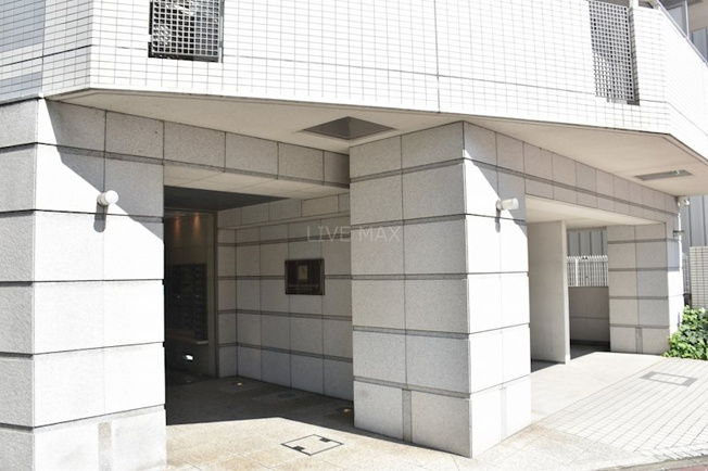 【エントランス】グラマシー京都