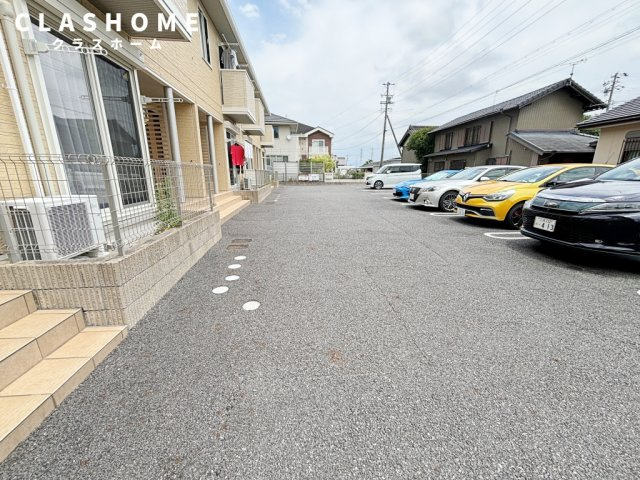 Ｃｈｏｕ Ｃｈｏｕ 橋目　　　刈谷市近郊の賃貸はクラスホームの駐車場