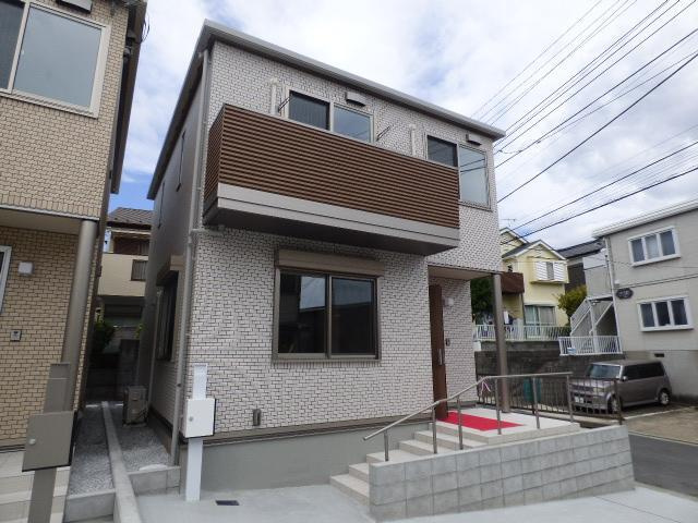 エレンシア　A棟