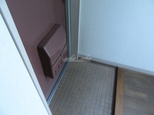 【玄関】吉野屋ビルリーフコート 