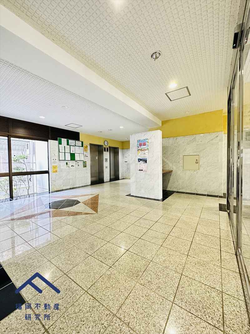 ベンタナヒルズ篠栗1号館のエントランス