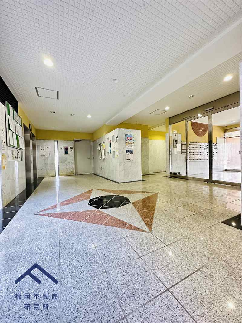 ベンタナヒルズ篠栗1号館のエントランス
