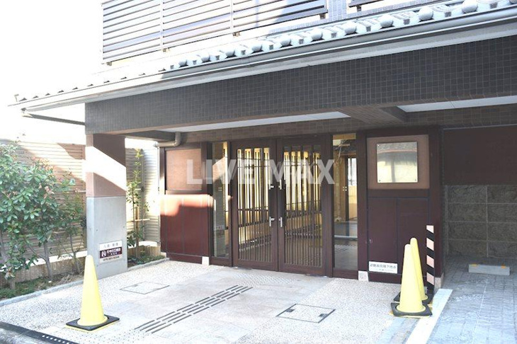 【エントランス】LUXENA KIYOMIZU-GOJO 