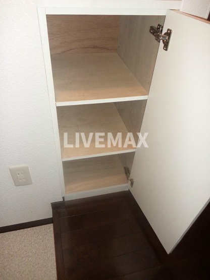 シューズボックス♪※別部屋のお写真になります