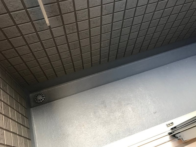 【バルコニー】
