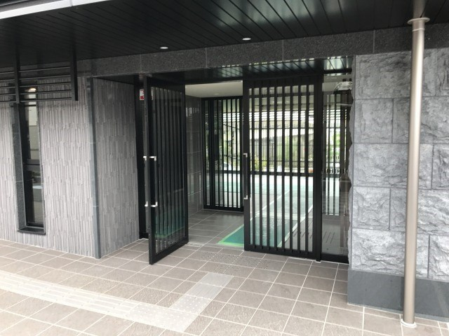 【エントランス】プレサンス京都鴨川