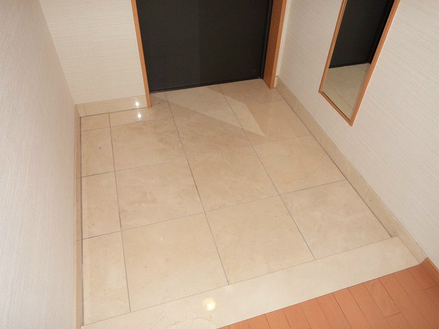 【玄関】リーガル京都五条堀川