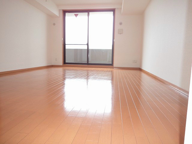 【居間・リビング】リーガル京都五条堀川