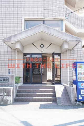 シャロム国分【キャッシュバック対象物件】のエントランス|建物の内部です