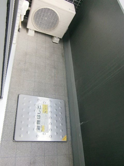 【バルコニー】