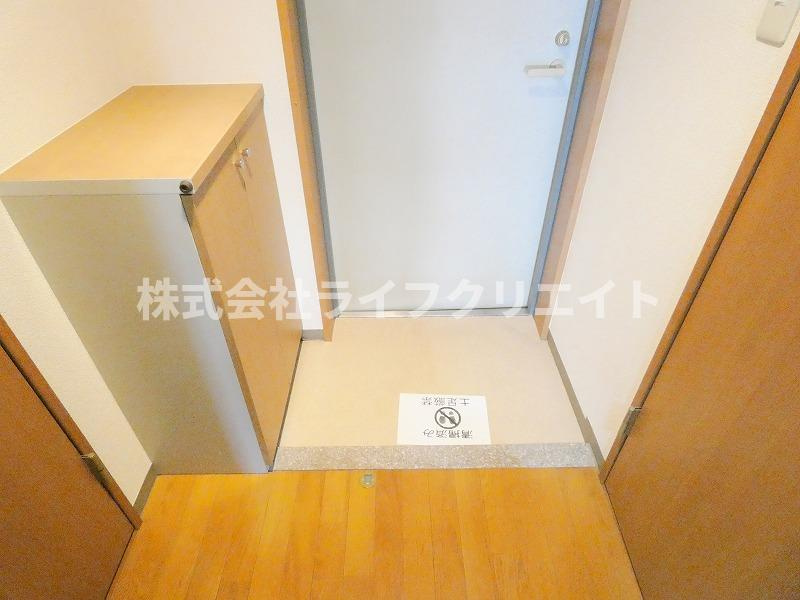 サンモールMARUHARAの玄関