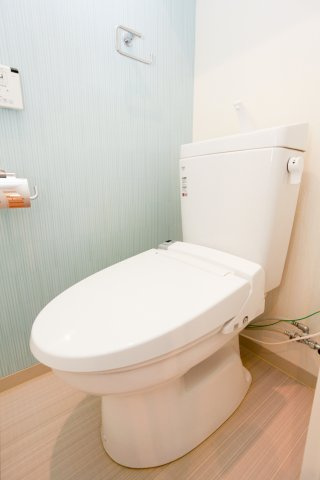 サヴォイラクアティック　7階のトイレ|別号室のものです。現状優先になります。