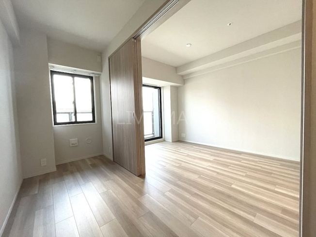 【寝室】ソルレヴェンテ堀川高辻