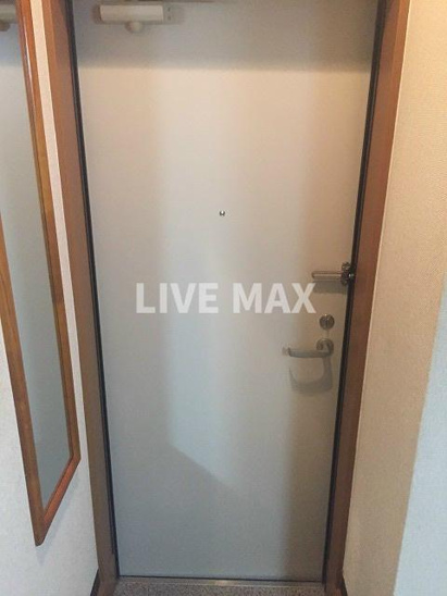 【玄関】フラッティ西本願寺 