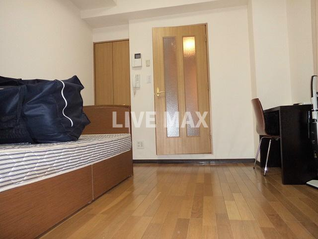写真はモデルルーム仕様です。家具家電は付属いたしません。