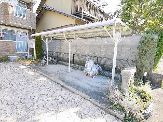 サニーパストラルのその他共用部分|自転車置き場