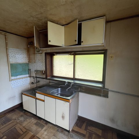 室蘭市本輪西町3丁目12-8アパートのキッチン