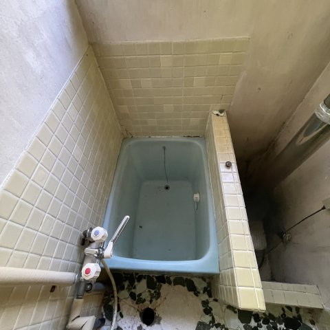 室蘭市本輪西町3丁目12-8アパートの浴室