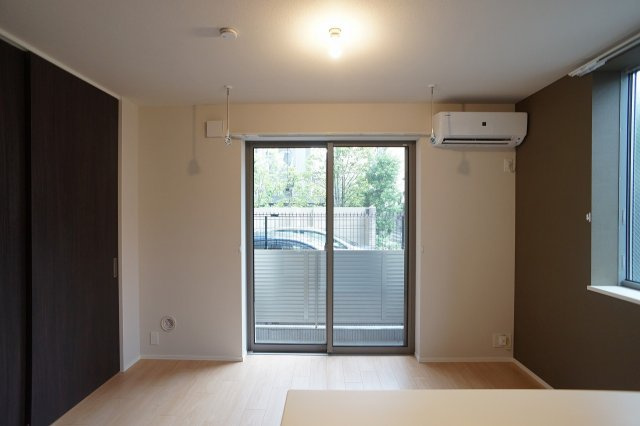 【居間・リビング】 | ブレント新町 | 二面採光のLDKです