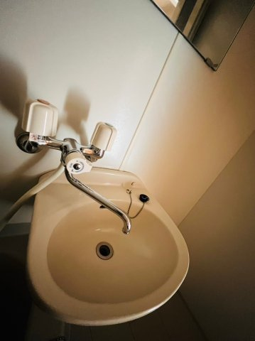 家具・家電付！！レオパレスyouの洗面所