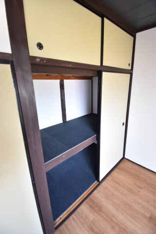 松原市新堂２丁目の一戸建ての収納
