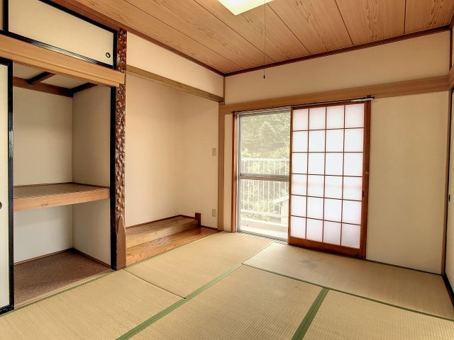 ひとり占めの大空間の寝室|趣のある和室♪