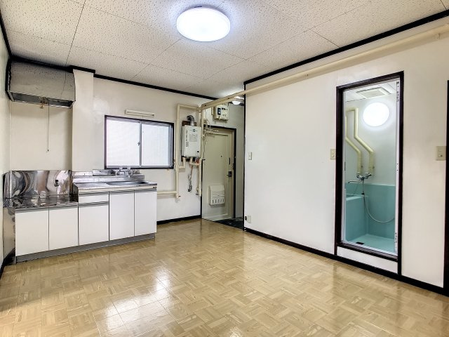 ひとり占めの大空間の玄関|味のあるお部屋ですね～