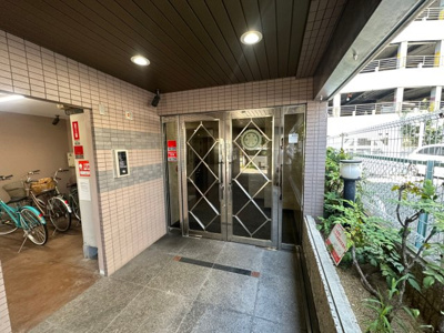 【エントランス】 | ザウバーベルク