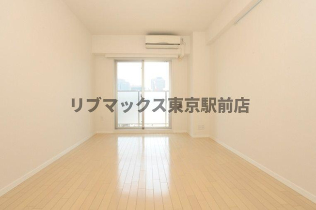 【居間・リビング】カスタリア神保町