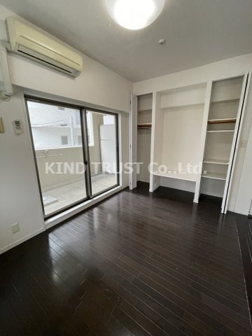 KAISEI梅田の洋室|落ち着いた色調の洋室です