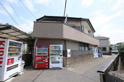 HS成城の外観でございます