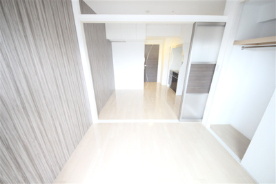 【洋室】 | セレニテ北久宝寺