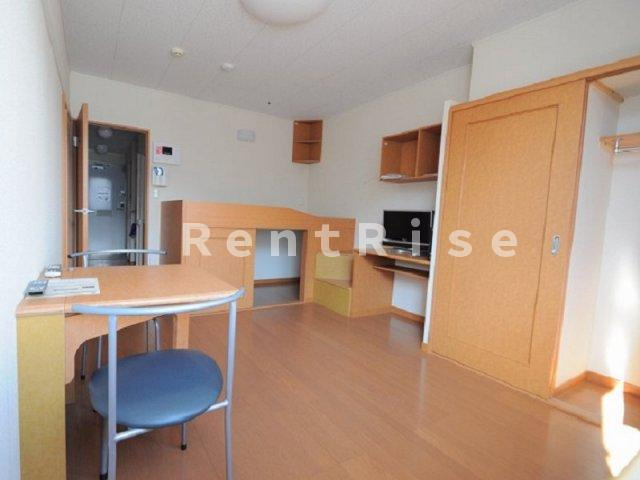 レオパレスエスペランスの居間・リビング