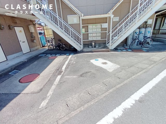 ルピナス知立B　　　刈谷市近郊の賃貸はクラスホームの駐車場