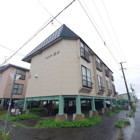 シャンティ清水の外観