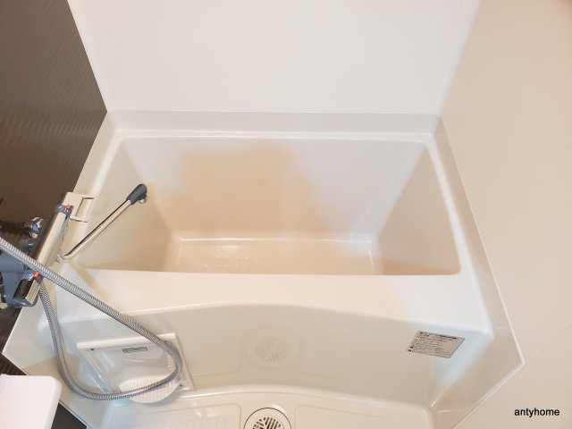 ルシール西三国　仲介手数料無料の浴室