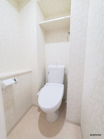 ルシール西三国　仲介手数料無料のトイレ