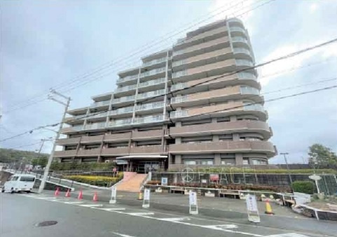 川西市見野２丁目の中古マンションの外観