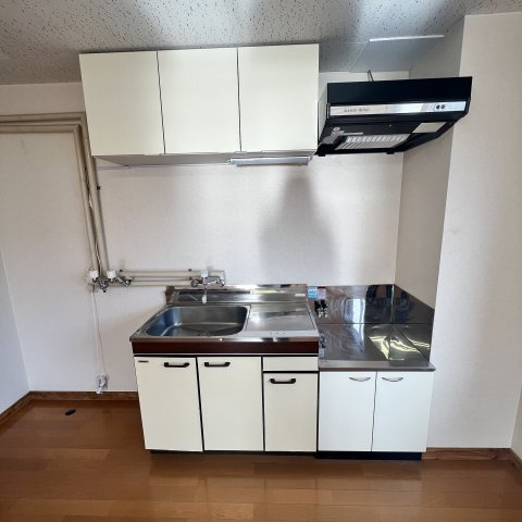 中西ビルのキッチン