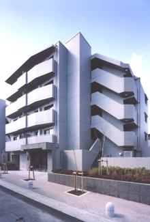 【外観】 | 耐震性・防音性に優れた鉄筋コンクリートマンションです(^^)/