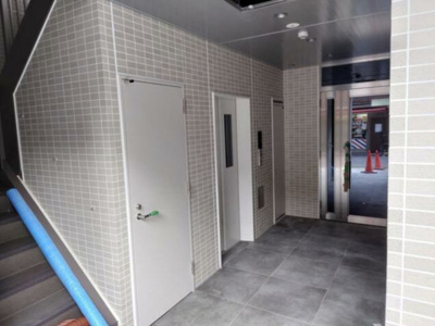 【エントランス】 | 興和ビル