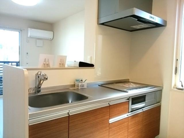 グランツのキッチン|コンパクトなキッチンで掃除もラクラク