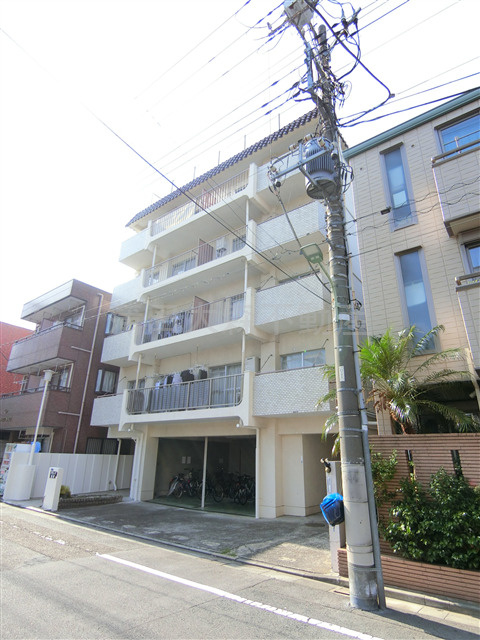 グランデ蒲田の外観