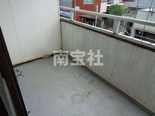 【バルコニー】