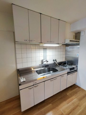  | メゾン瓜生堂