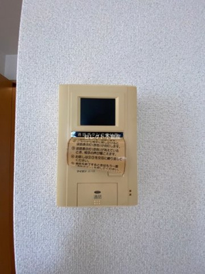 【セキュリティ】 | フルール・ド・スリジェ A棟 | フルール・ド・スリジェA102 モニター付きインターホン