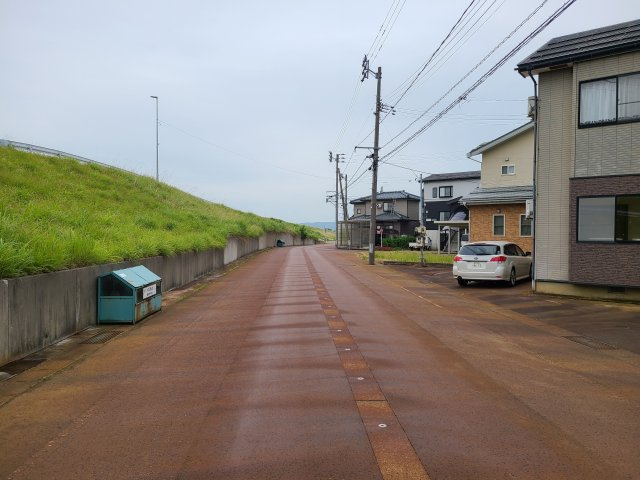 フローラルKの駐車場