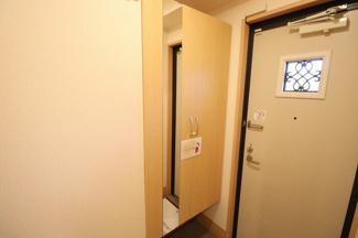 【玄関】 | UTOPIA FOURLEAF(ユートピアフォーリーフ)　B