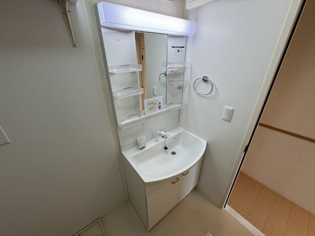 ウインド フィルの洗面所|洗面洗髪化粧台